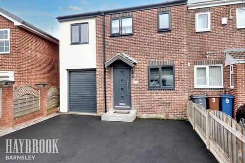 3 bedroom terraced house for sale, Tredis Close, Barnsley