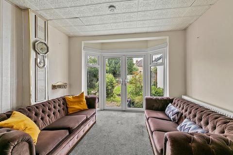 169 Wolsey Drive, Kingston Upon Thames, KT2 5DR