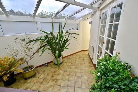 9 Ashwin Court, Bretforton, Evesham, WR11 7HL