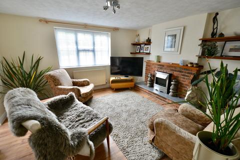 9 Ashwin Court, Bretforton, Evesham, WR11 7HL