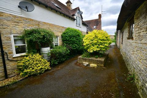 9 Ashwin Court, Bretforton, Evesham, WR11 7HL