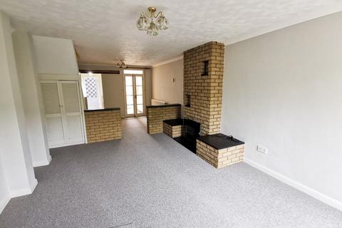 3 bedroom terraced house to rent, Ravensmere, Beccles, Suffolk, NR34
