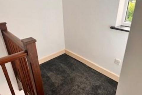 1 bedroom maisonette to rent, Clinton Crescent,  Aylesbury,  HP21