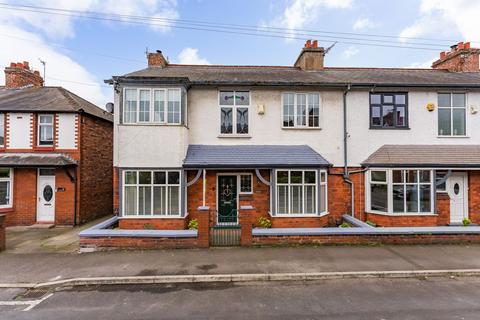 4 bedroom end of terrace house for sale, Oxford Road, Runcorn WA7