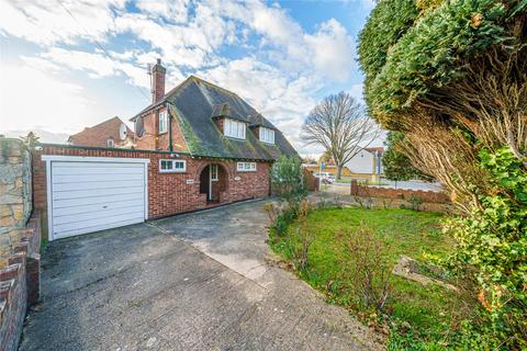 3 bedroom detached house for sale, School Road, Surrey TW15