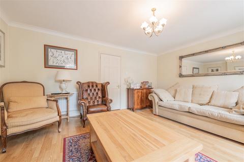 4 bedroom end of terrace house for sale, Court Royal Mews, Southampton SO15