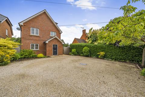 4 bedroom detached house for sale, The Street, Reading RG7