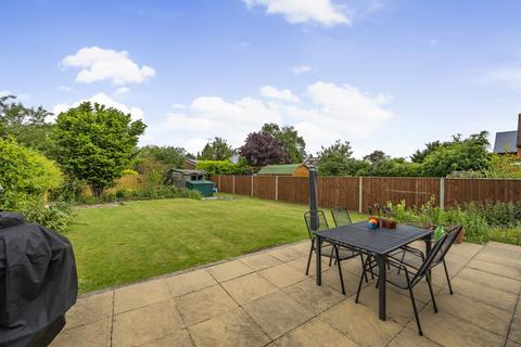 4 bedroom detached house for sale, Swallowfield, Reading RG7