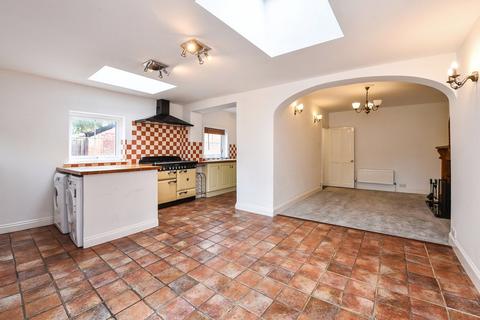 18 Princes Crescent, Lyndhurst, SO43 7BS