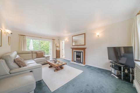 4 bedroom detached house for sale, Gordon Close, Chertsey, KT16