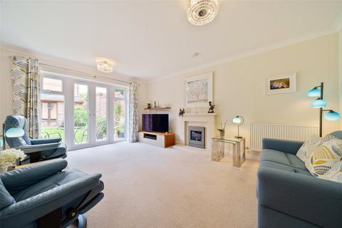 4 bedroom detached house for sale, Villiers Close, Berkshire RG41