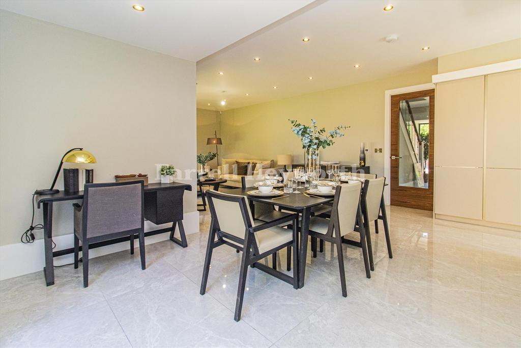 Kitchen Family Room