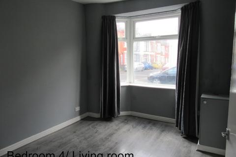 3 bedroom end of terrace house to rent, Chiswell Street, Liverpool L7
