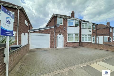 3 bedroom semi-detached house to rent, Asquith Boulevard, Leicester LE2