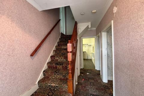 209 Tolworth Rise North, Surbiton, KT5 9ET