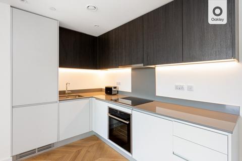 2 bedroom apartment for sale, Aurum, Kingsway, Hove, East Sussex, BN3 4GU