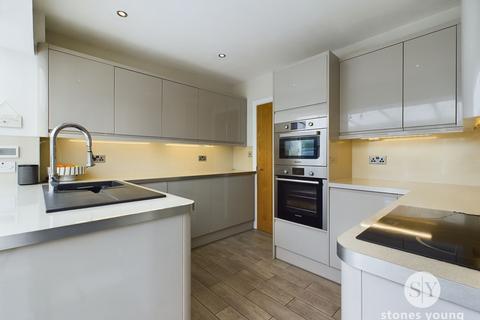 31 Warrenside Close, Ramsgreave, Blackburn, BB1 9PE