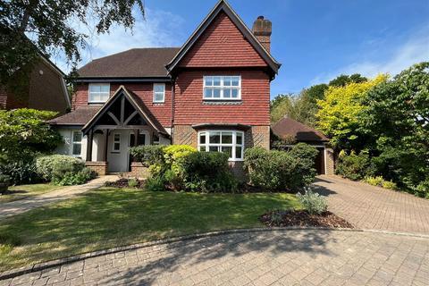 4 bedroom detached house for sale, Goodwin Close, Edenbridge TN8