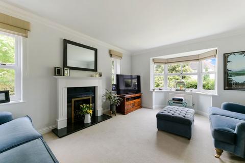 8 Goodwin Close, Edenbridge, TN8 5PZ