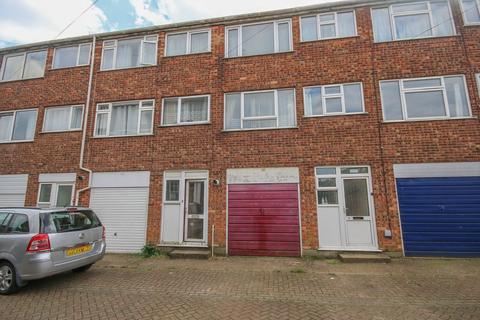 4 bedroom terraced house for sale, Lynwood Terrace, King's Lynn, PE30