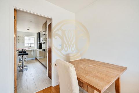 2 bedroom flat to rent, London E14