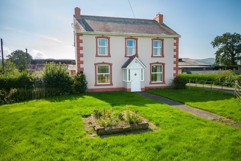 4 bedroom detached house for sale, Llangadog, Llangadog, Carmarthenshire.