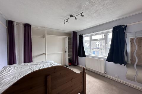 2 bedroom flat for sale, West Fen Road, Ely, Cambridgeshire