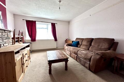 2 bedroom flat for sale, West Fen Road, Ely, Cambridgeshire