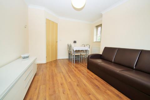 1 bedroom flat to rent, Summer Lodge, 11 Corwell Lane, Hillingdon, Middlesex
