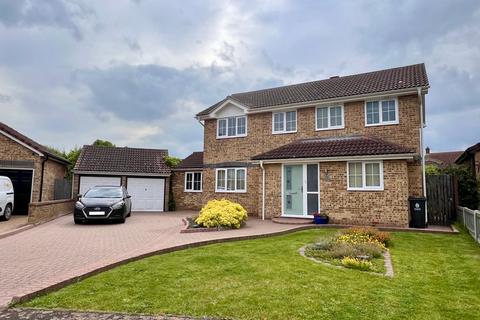 5 bedroom detached house for sale, Hogarth End, Kirby Cross, Frinton-on-Sea, CO13