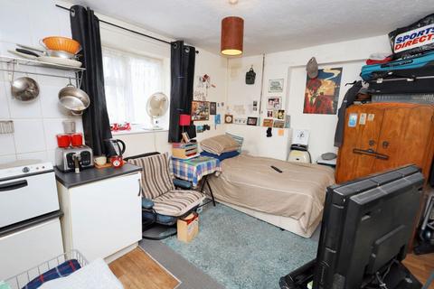 13 Eldefield, Letchworth Garden City, SG6 4BP