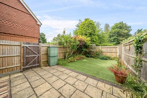 2 bedroom end of terrace house for sale, Staceys Meadow, Elstead, Godalming, GU8