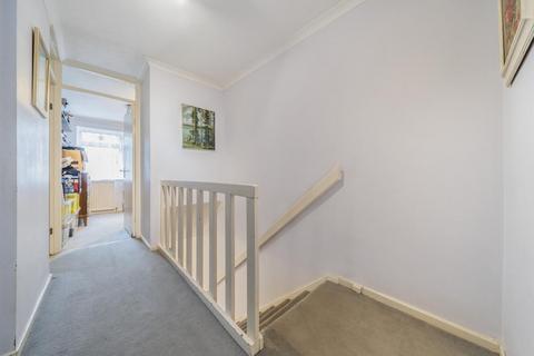 4 bedroom end of terrace house for sale, Wimborne Close, Lee