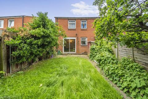 4 bedroom end of terrace house for sale, Wimborne Close, Lee