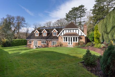 4 bedroom detached house for sale, Mearse Lane, Barnt Green, B45 8HL