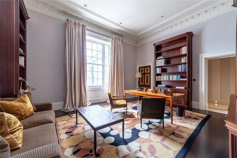 4 bedroom apartment for sale, Chesham Place, London, SW1X