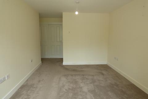 2 bedroom flat to rent, High Street, Heathfield TN21