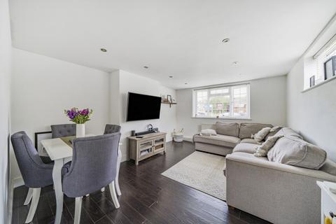 2 bedroom maisonette for sale, Ashford, Surrey TW15