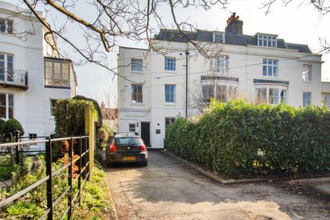 1 bedroom house to rent, 9 Grove Hill Gardens, Tunbridge Wells, Kent