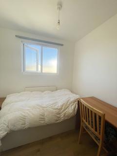 2 bedroom flat to rent, a Alberton Road, Bristol BS16