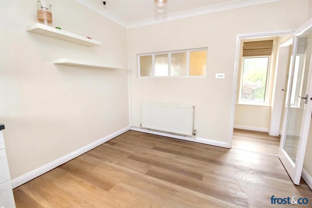 Kitchen Dining Area
