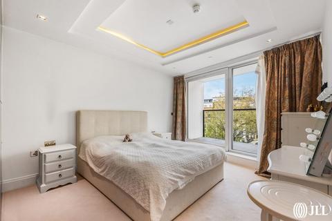 3 bedroom apartment for sale, Kensington High Street London W14