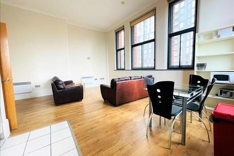 2 bedroom flat to rent, Admin Building, 6 New Bridge Street, Manchester, M3 1NL