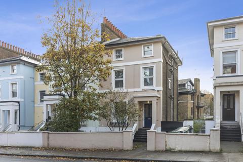 2 bedroom apartment for sale, Adelaide Road, London, NW3