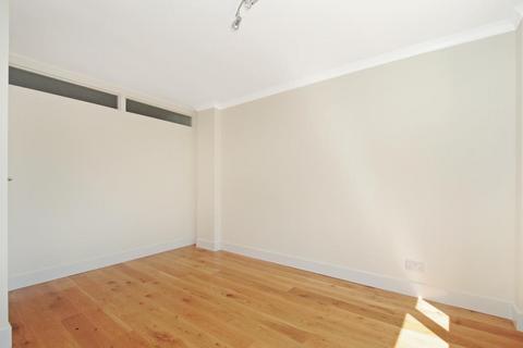 3 bedroom flat for sale, Newbury,  Berkshire,  RG14