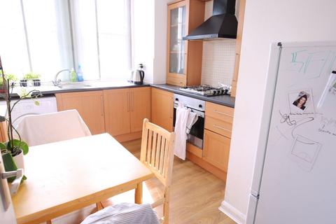 2 bedroom flat to rent, London NW1
