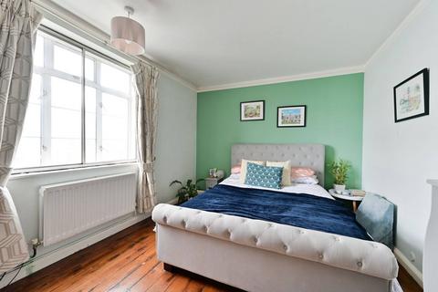 1 bedroom flat to rent, Keswick Road, East Putney, London, SW15