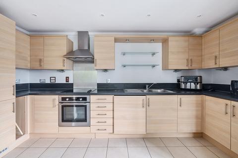 1 bedroom flat for sale, Woodgate Close, Cobham, KT11