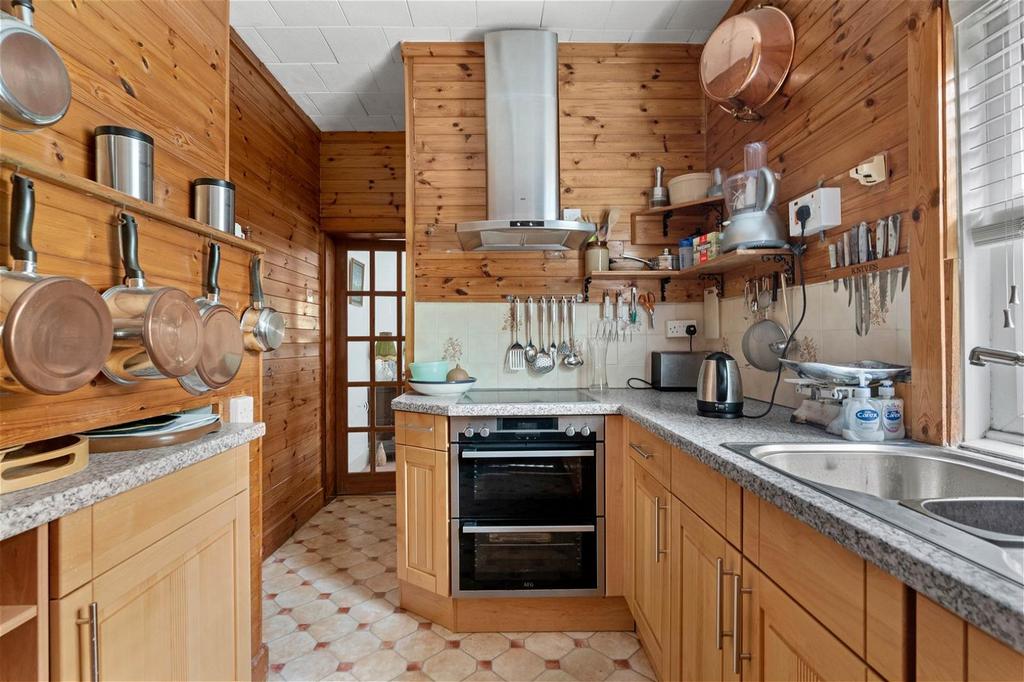 Waterworks Road, Barbourne, Worcester 3 bed terraced house for sale £
