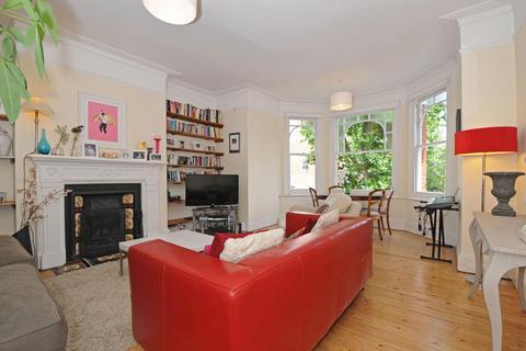 151a Stapleton Hall Road, London, N4 4RB